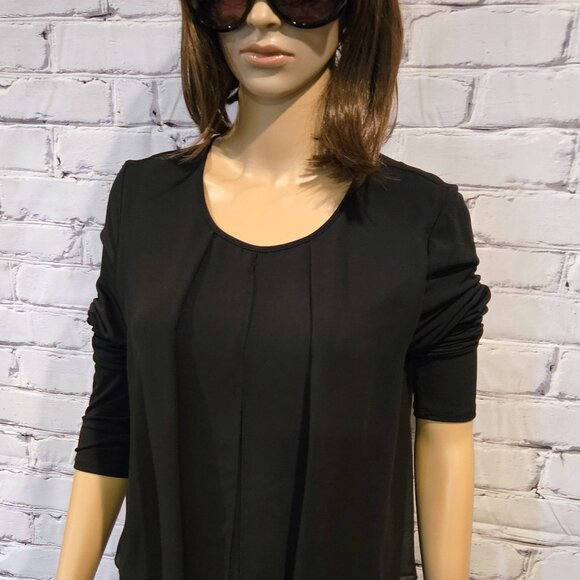 BCBGeneration - Black long sleeve dress with front pleats - Picture 5 of 8